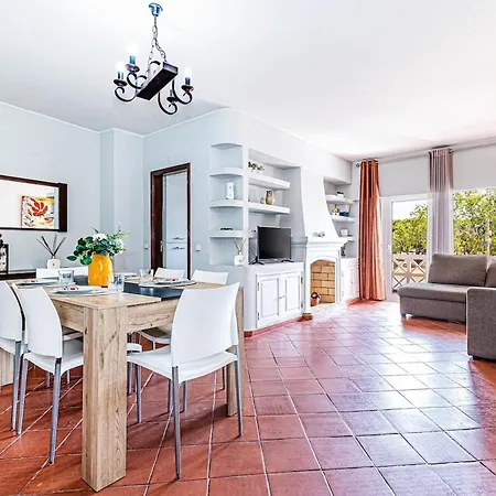 Appartement 5-minute Walk To Aveiros